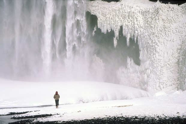 Chute de Skogafoss en Islande